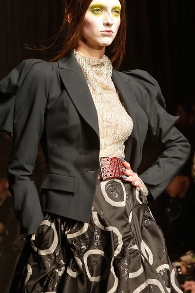 Look 34